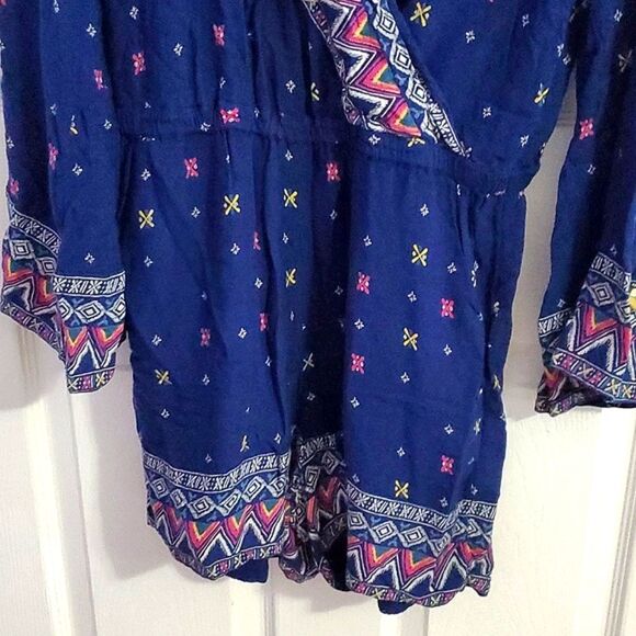 Roxy Boho Navy Medallion Print Surplice Front Flowy Romper - Picture 5 of 14